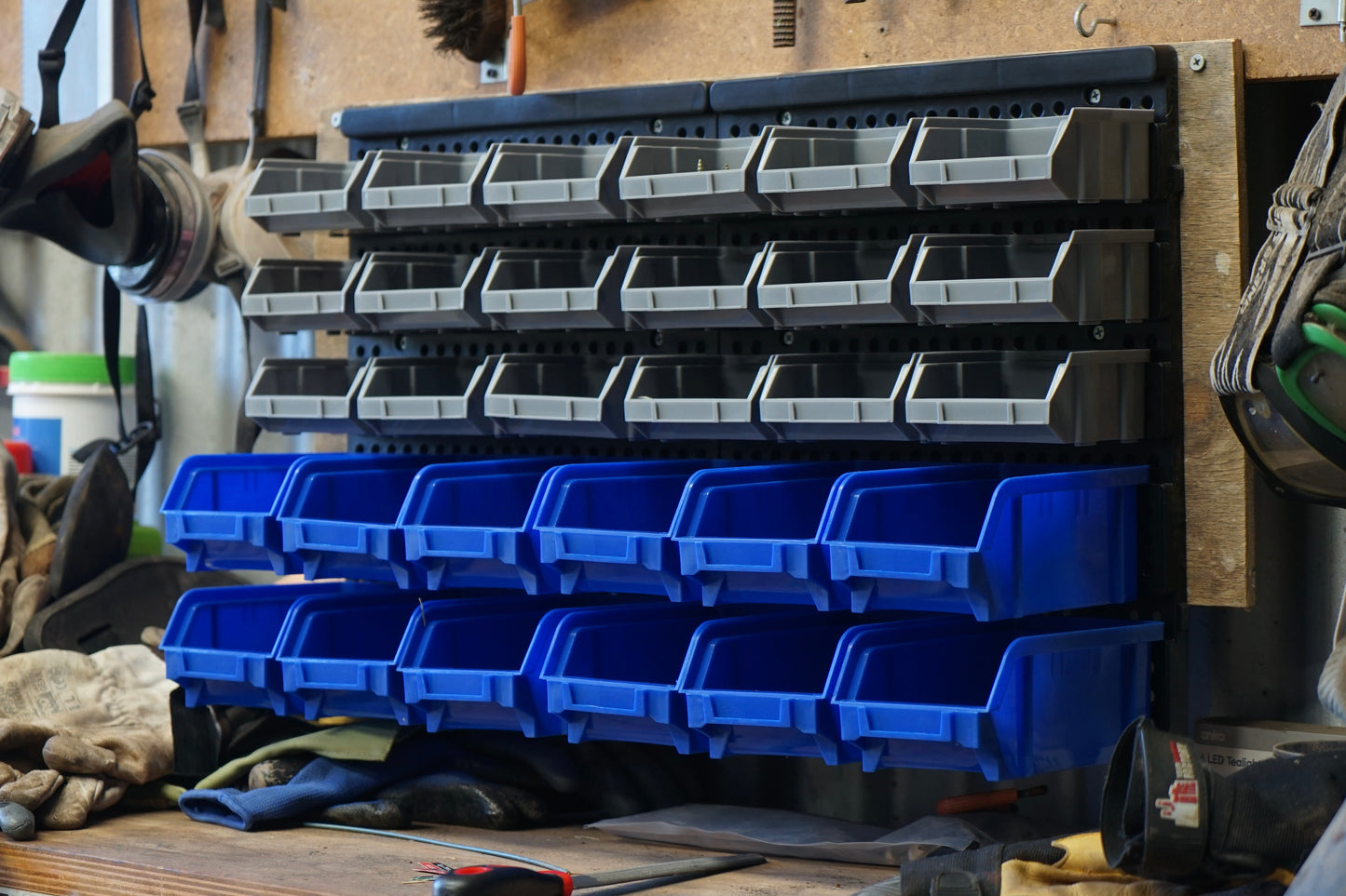 30 bin wall mounted organiser