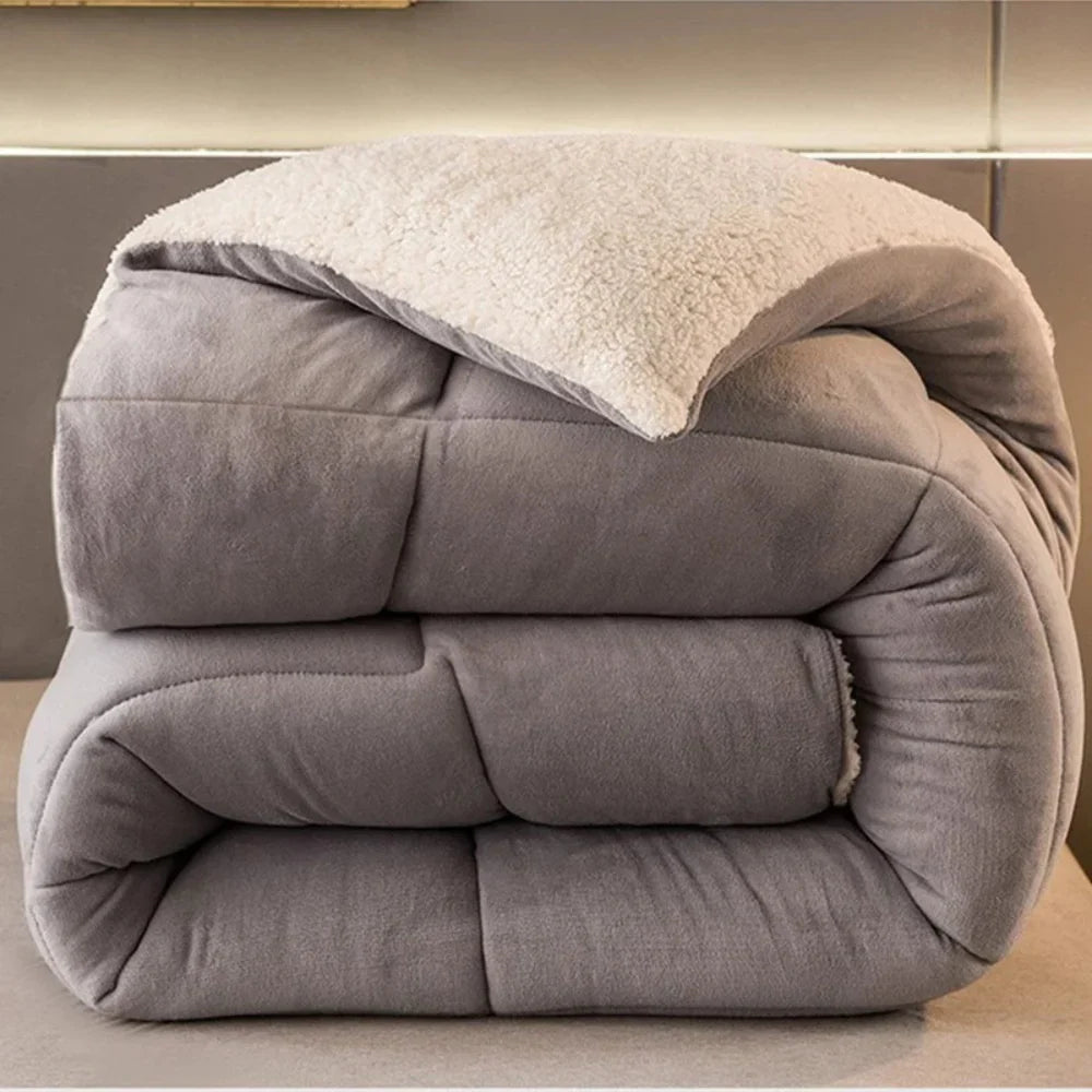 HomeHug™ Luxury Sherpa Doona. Australia's Favourite Doona!